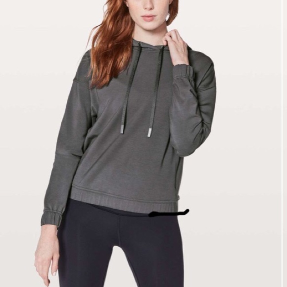 Lululemon Twisted and Tucked Pullover